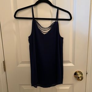 Back detailed cute top